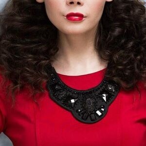 Chic Black Beaded Necklace